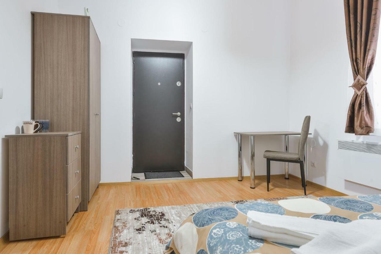 Casa Vlabisa Centru Hotel Cluj Napoca Bagian luar foto
